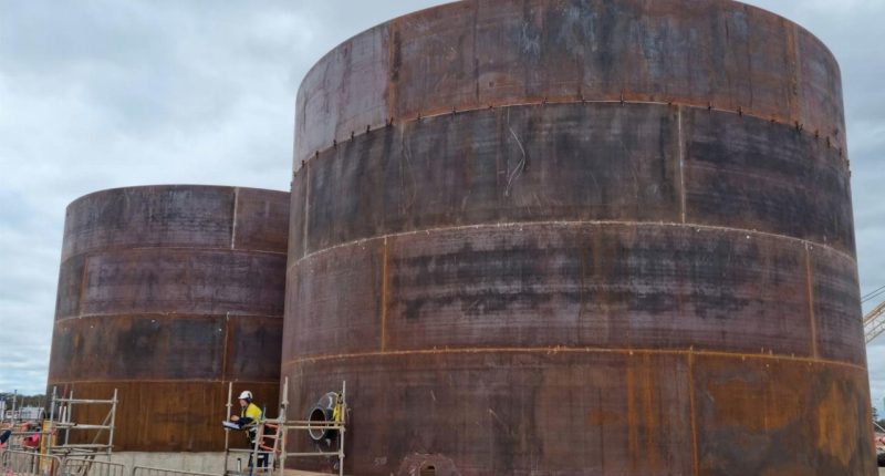 Fabrication of two tanks in Kalgoorlie.